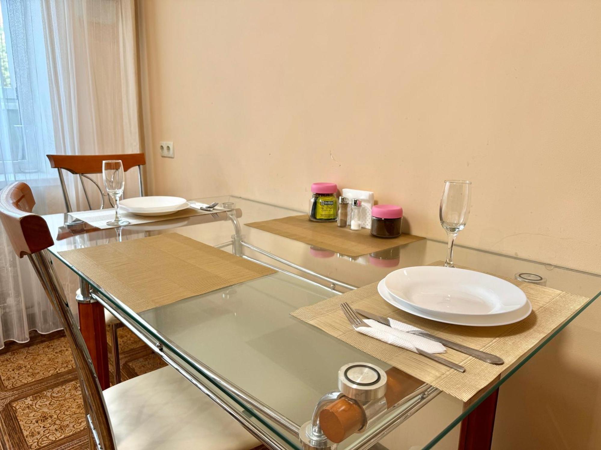 Apartpoltava 100 Квадратних Метрів Затишку В Серці Полтави, Корпусний Парк, Банківський Чек Kültér fotó
