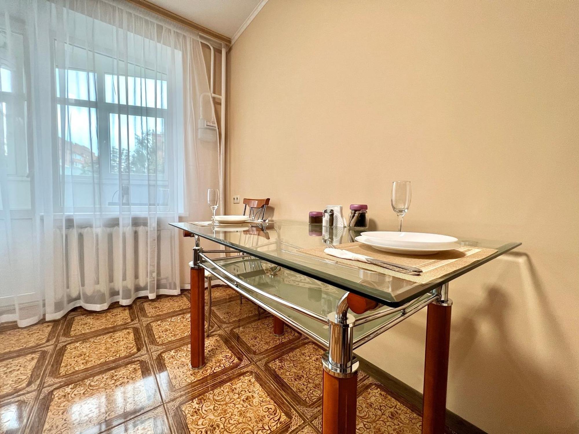Apartpoltava 100 Квадратних Метрів Затишку В Серці Полтави, Корпусний Парк, Банківський Чек Kültér fotó