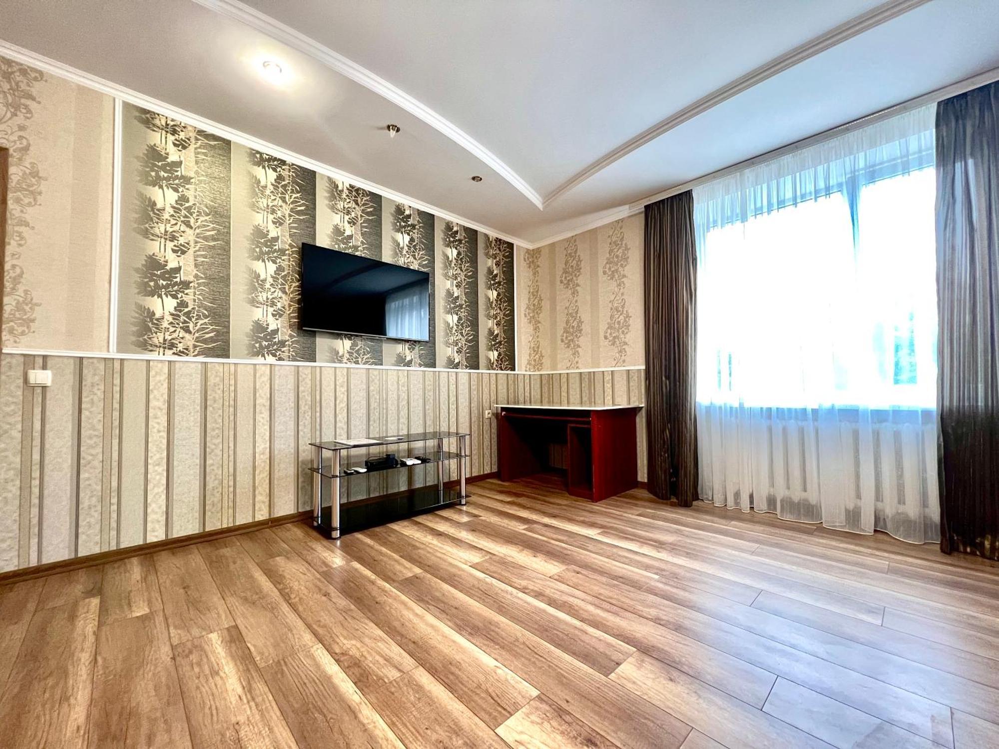 Apartpoltava 100 Квадратних Метрів Затишку В Серці Полтави, Корпусний Парк, Банківський Чек Kültér fotó
